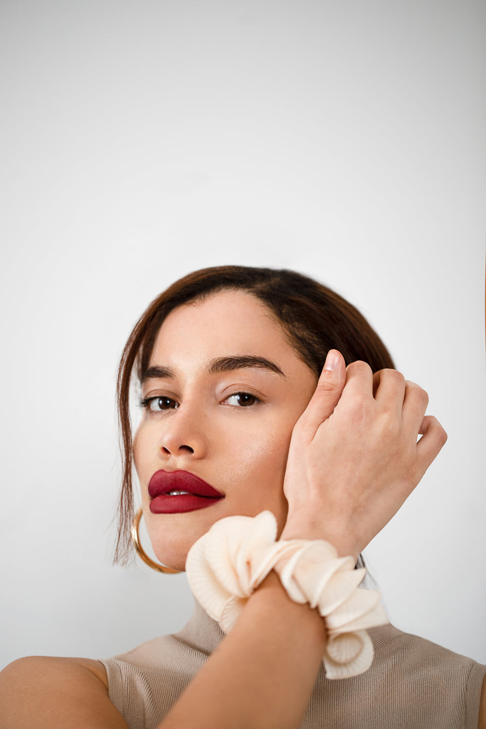 Vintage Pleated Scrunchie in Crema