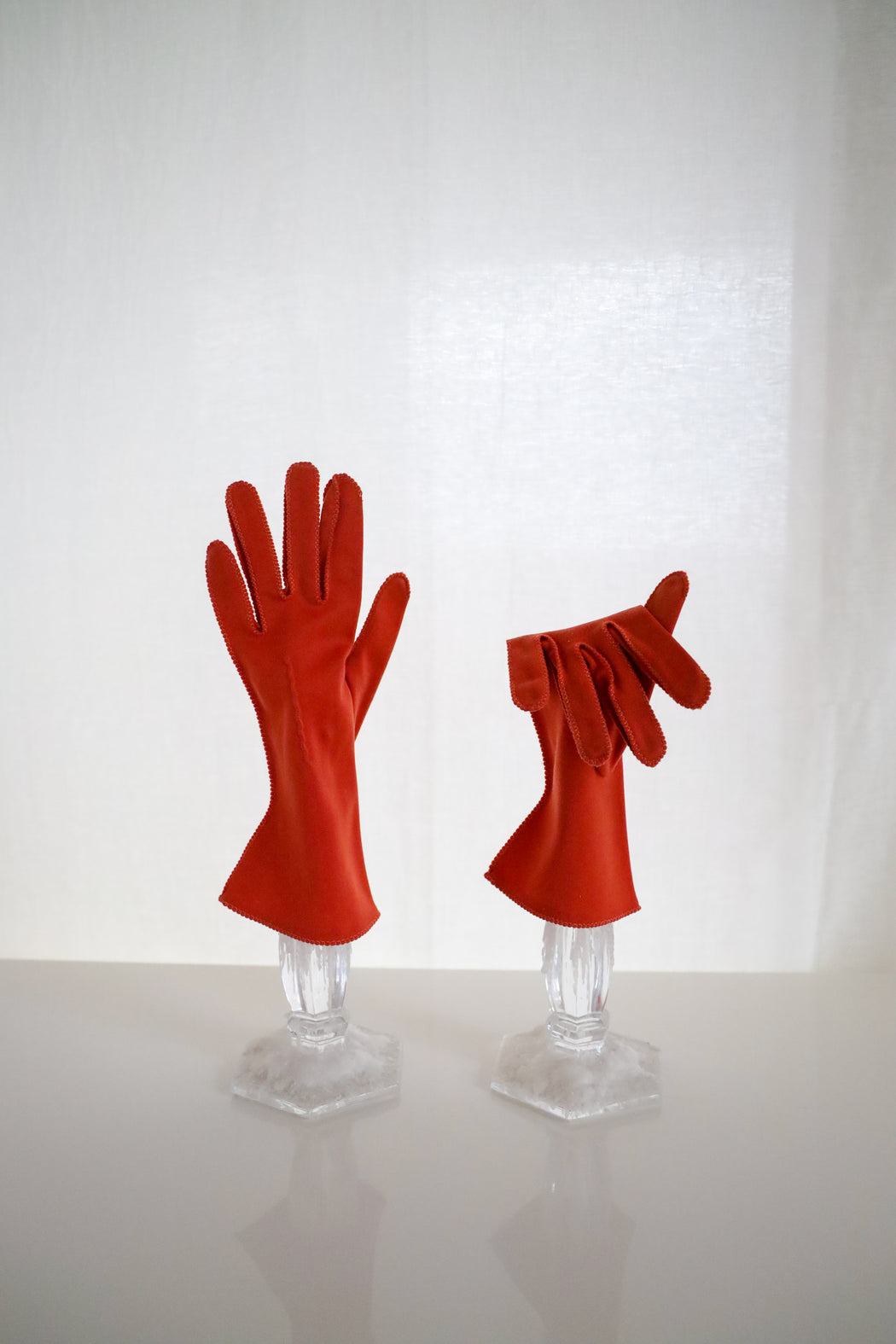 Mid Length Vintage Gloves in Clay
